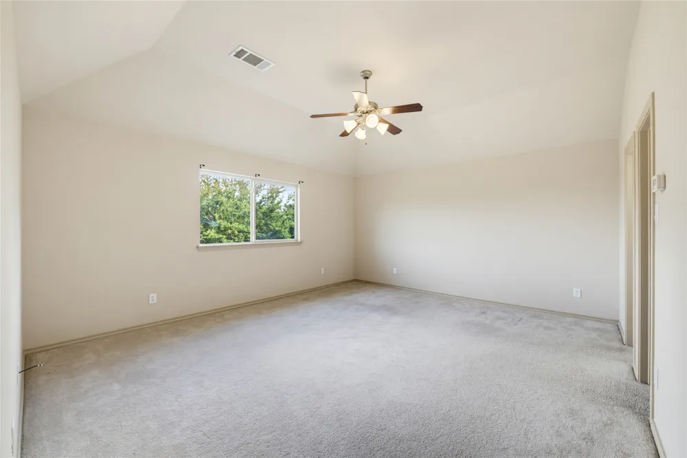 11 Beechcreek Drive Edgecliff Village, TX 76134