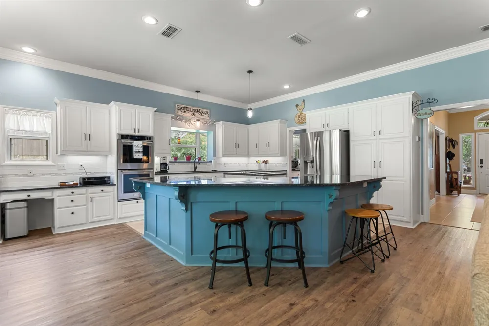 1340 Bridle Path Lindale, TX 75771