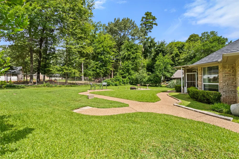 1340 Bridle Path Lindale, TX 75771
