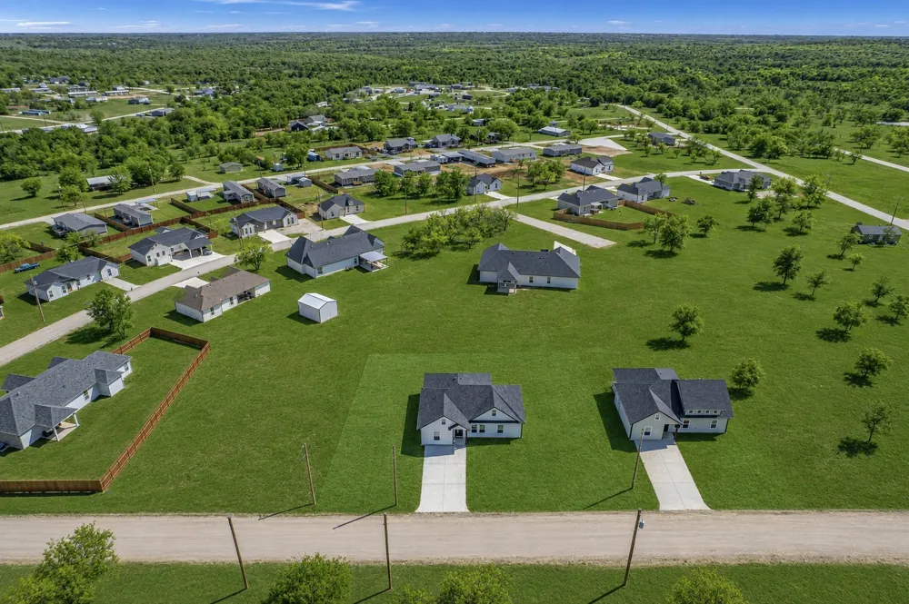 120 Brookview Drive Bridgeport, TX 76426