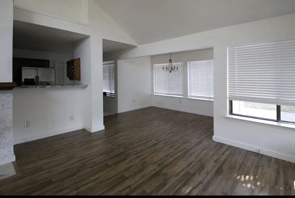 707 Argone Court Euless, TX 76039