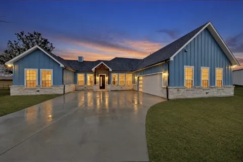 335 Cross Tie Ranch Road