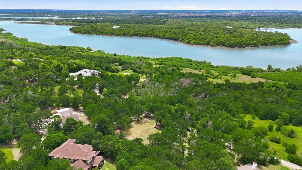 9220 Apache Trail Flower Mound, TX 75022