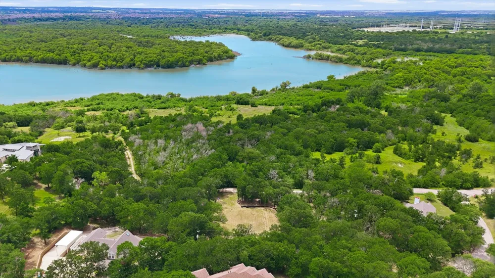 9220 Apache Trail Flower Mound, TX 75022