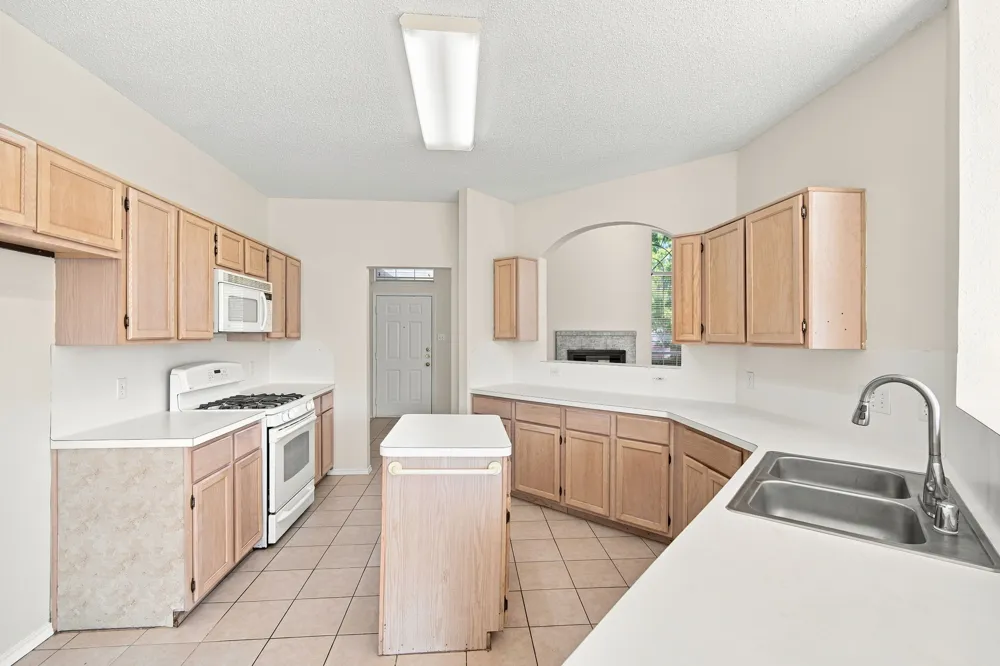 1813 Pendleton Road Rowlett, TX 75089