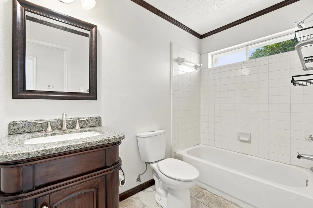 1813 Pendleton Road Rowlett, TX 75089