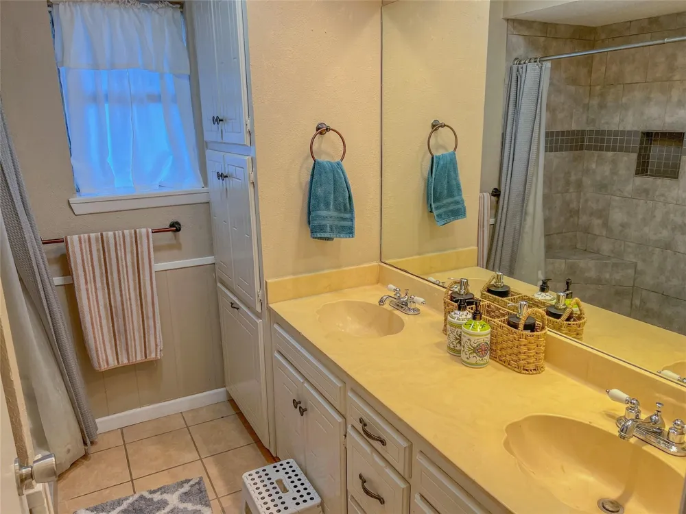 23 Haven Circle Denison, TX 75020
