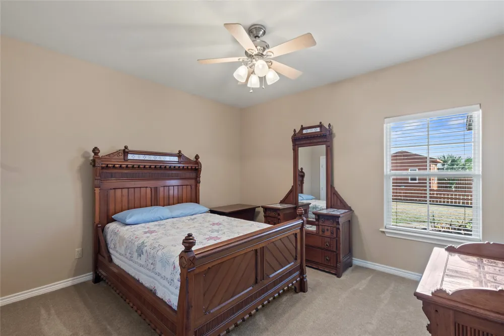 104 Blake Street Mabank, TX 75147