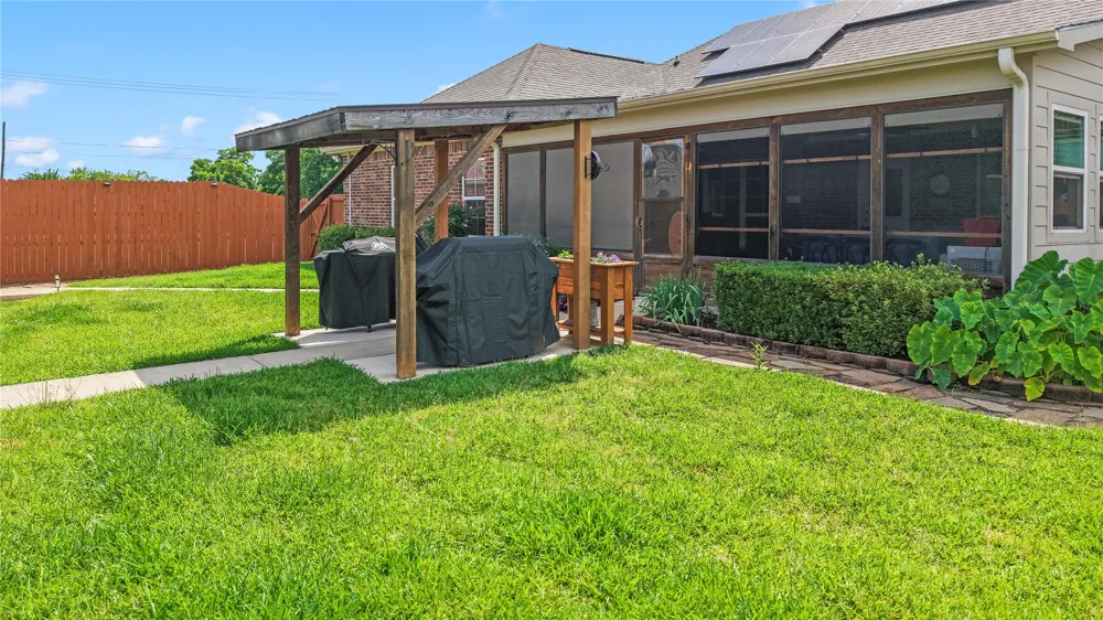 104 Blake Street Mabank, TX 75147