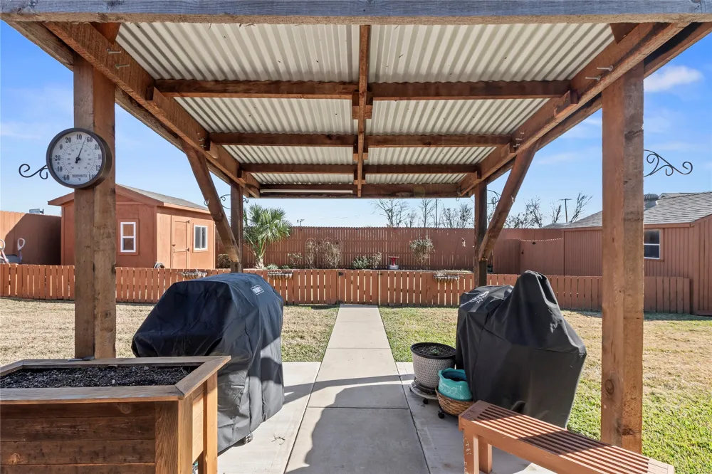 104 Blake Street Mabank, TX 75147