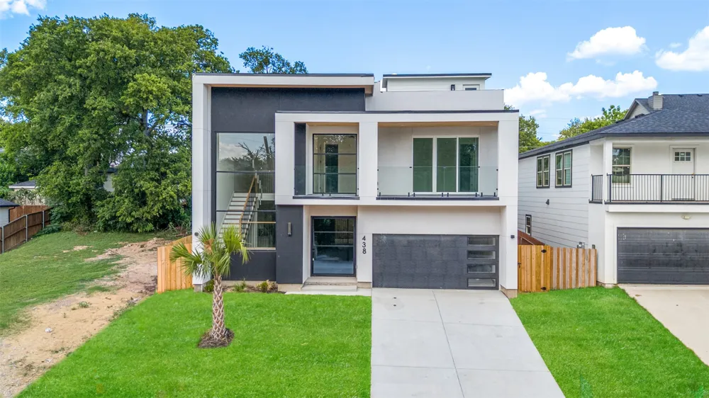 438 Bonnie View Road Dallas, TX 75203