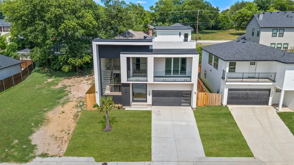 438 Bonnie View Road Dallas, TX 75203