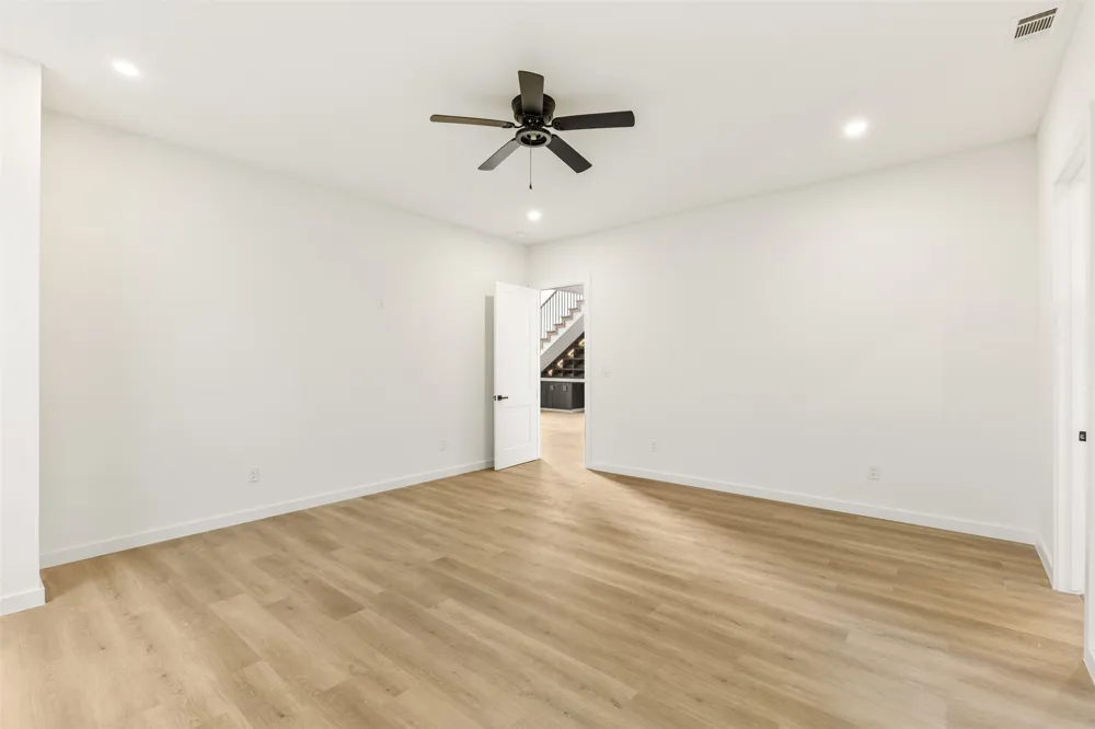 438 Bonnie View Road Dallas, TX 75203