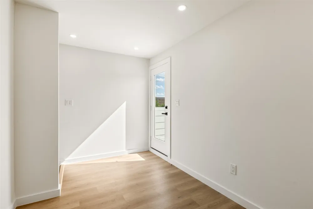 438 Bonnie View Road Dallas, TX 75203