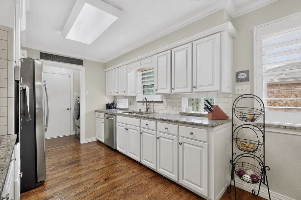 8420 Sweetwater Drive Dallas, TX 75228