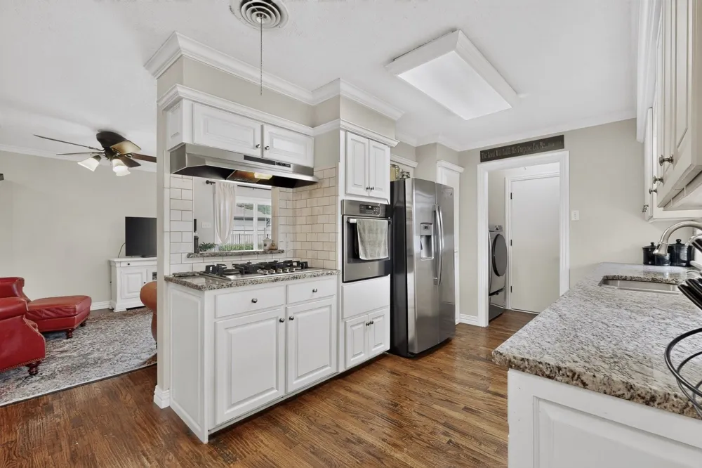 8420 Sweetwater Drive Dallas, TX 75228