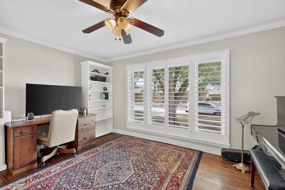 8420 Sweetwater Drive Dallas, TX 75228