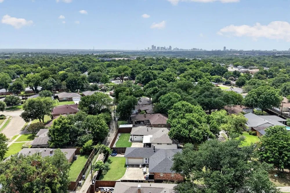 8420 Sweetwater Drive Dallas, TX 75228