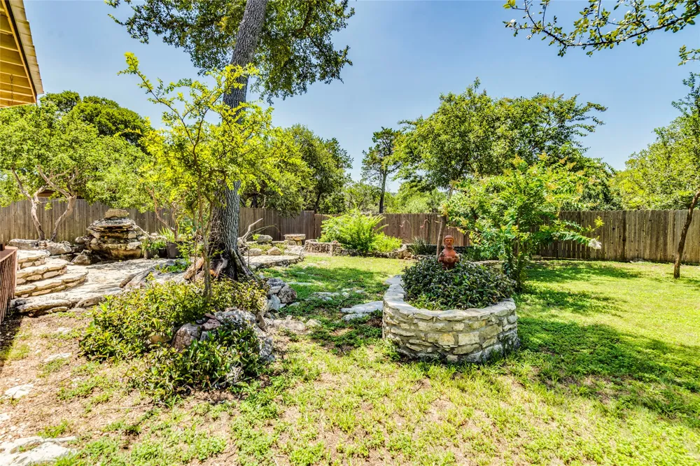20 Saddle Rock Ridge Wimberley, TX 78676