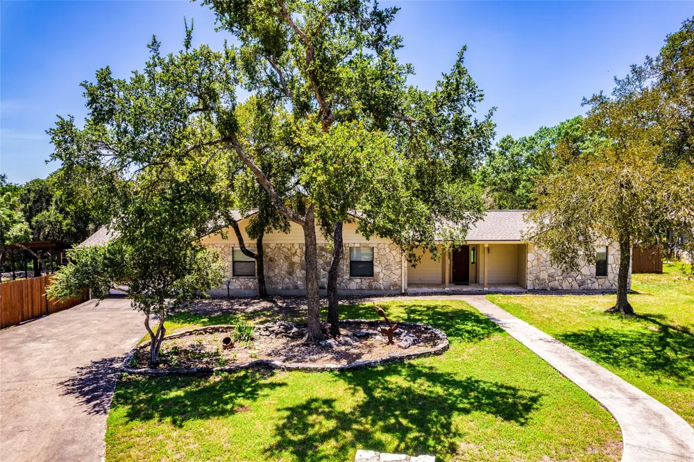 20 Saddle Rock Ridge Wimberley, TX 78676