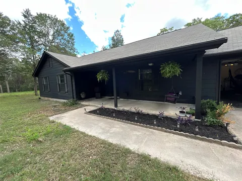 120 Rocky Lane
