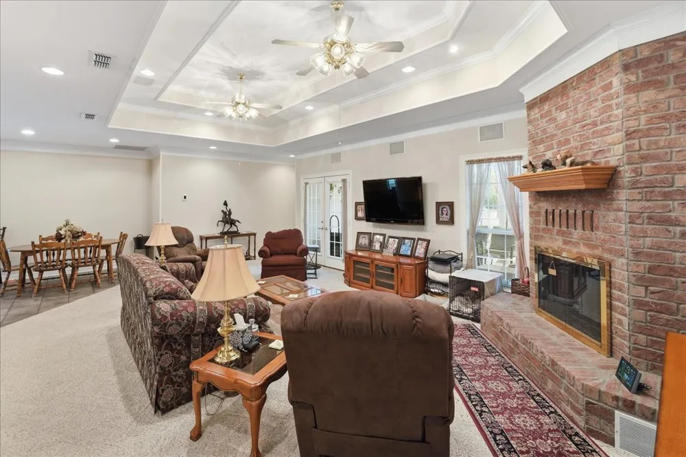 16378 County Road 431 Lindale, TX 75771
