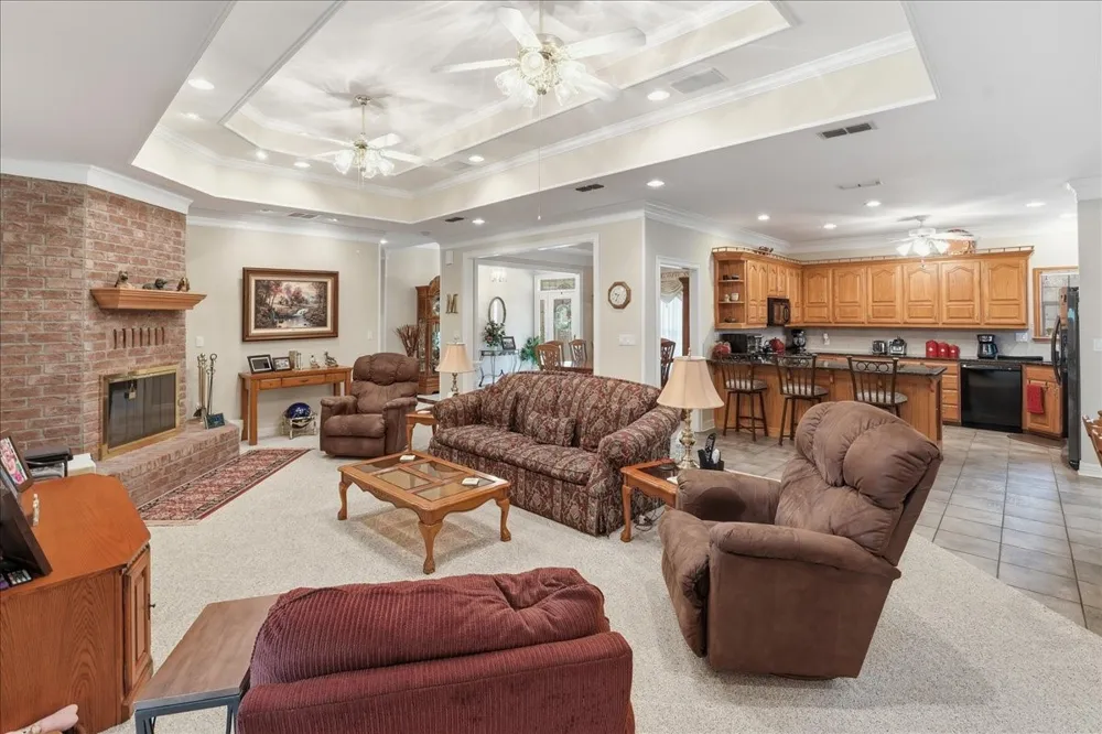 16378 County Road 431 Lindale, TX 75771