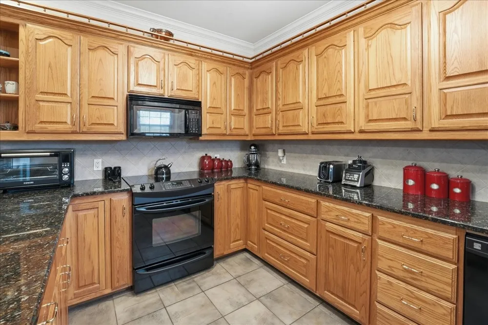 16378 County Road 431 Lindale, TX 75771