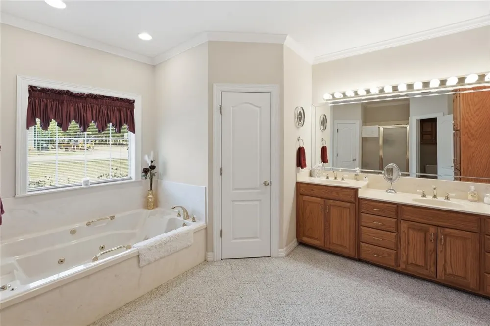 16378 County Road 431 Lindale, TX 75771