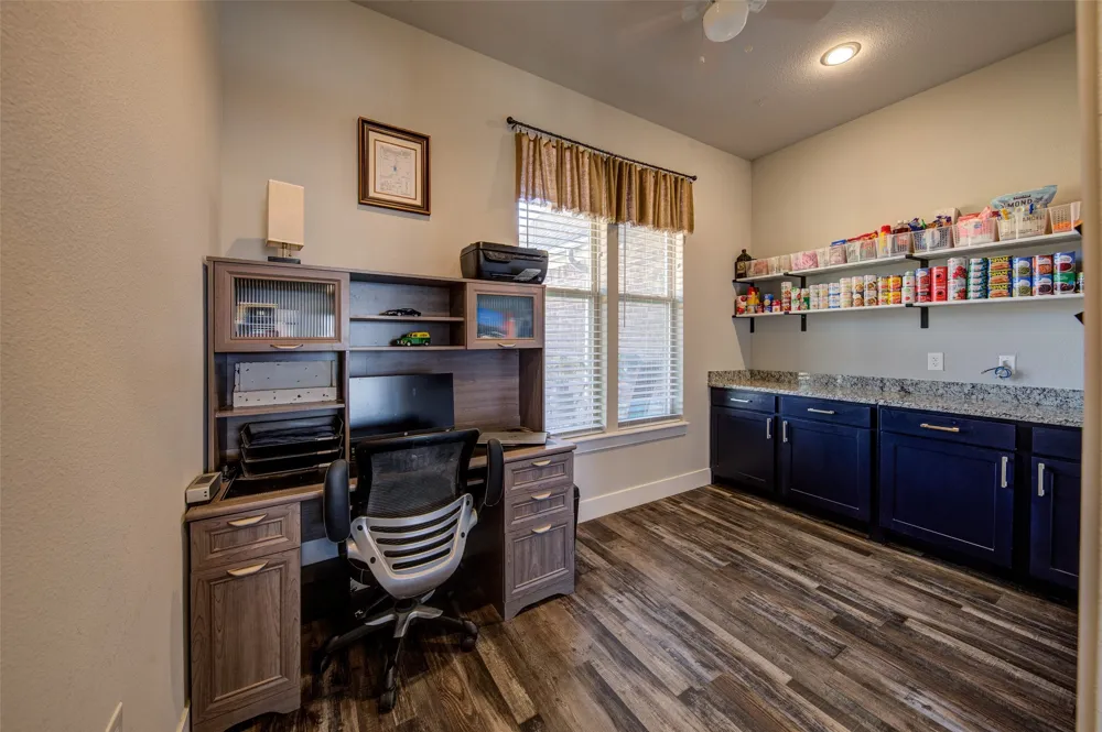 133 Sunset Bay Pointe Court Chico, TX 76431