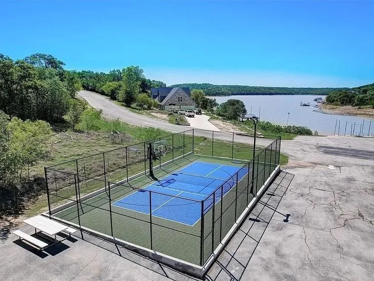 133 Sunset Bay Pointe Court Chico, TX 76431