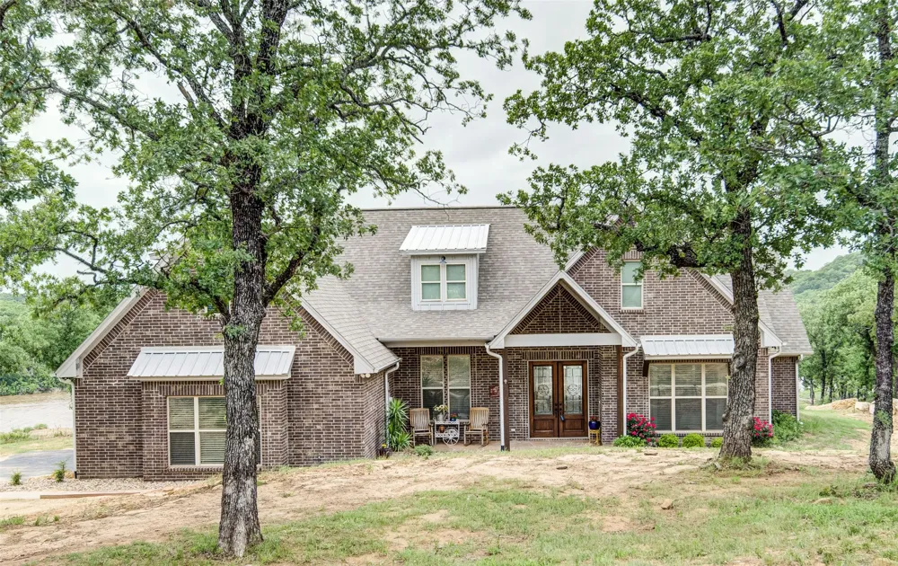 133 Sunset Bay Pointe Court Chico, TX 76431