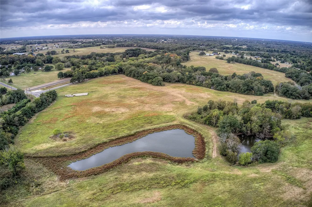 1711 County Road 3501 Wills Point, TX 75169