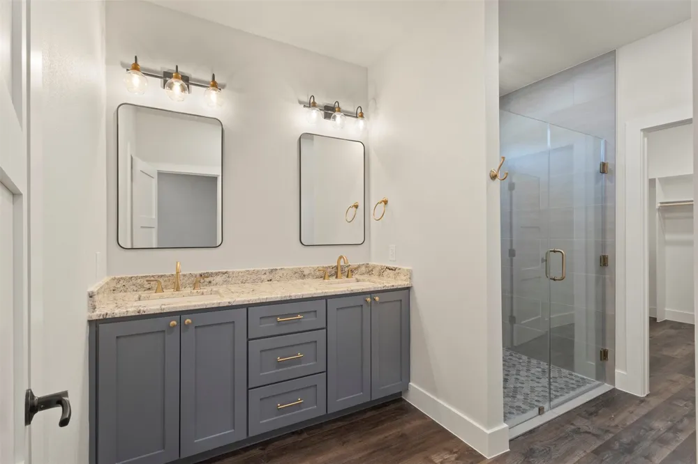 621 Oaklawn Drive River Oaks, TX 76114