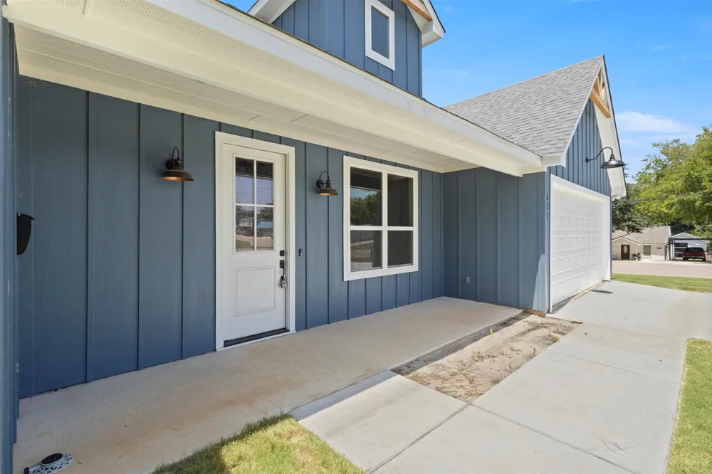 621 Oaklawn Drive River Oaks, TX 76114
