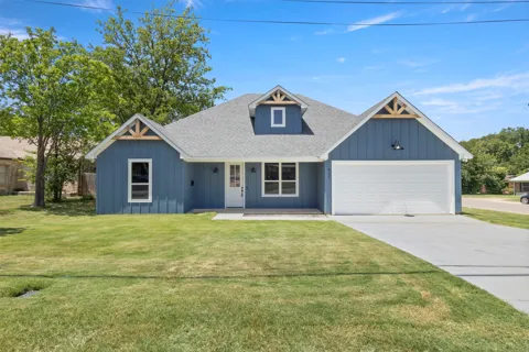 621 Oaklawn Drive
