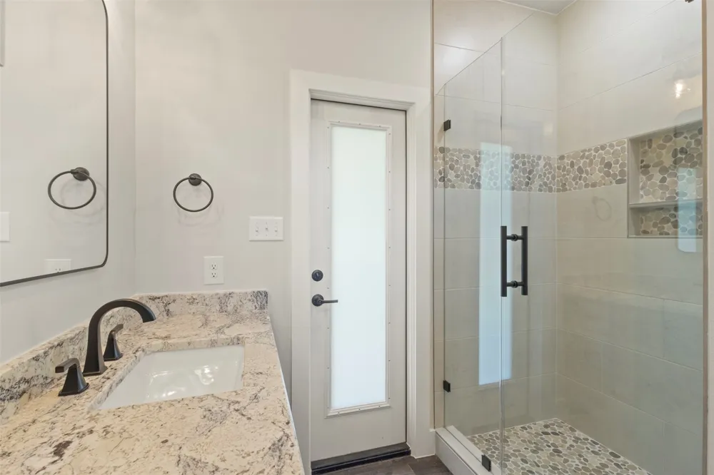 621 Oaklawn Drive River Oaks, TX 76114