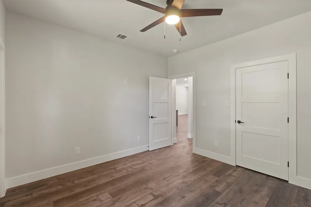 621 Oaklawn Drive River Oaks, TX 76114