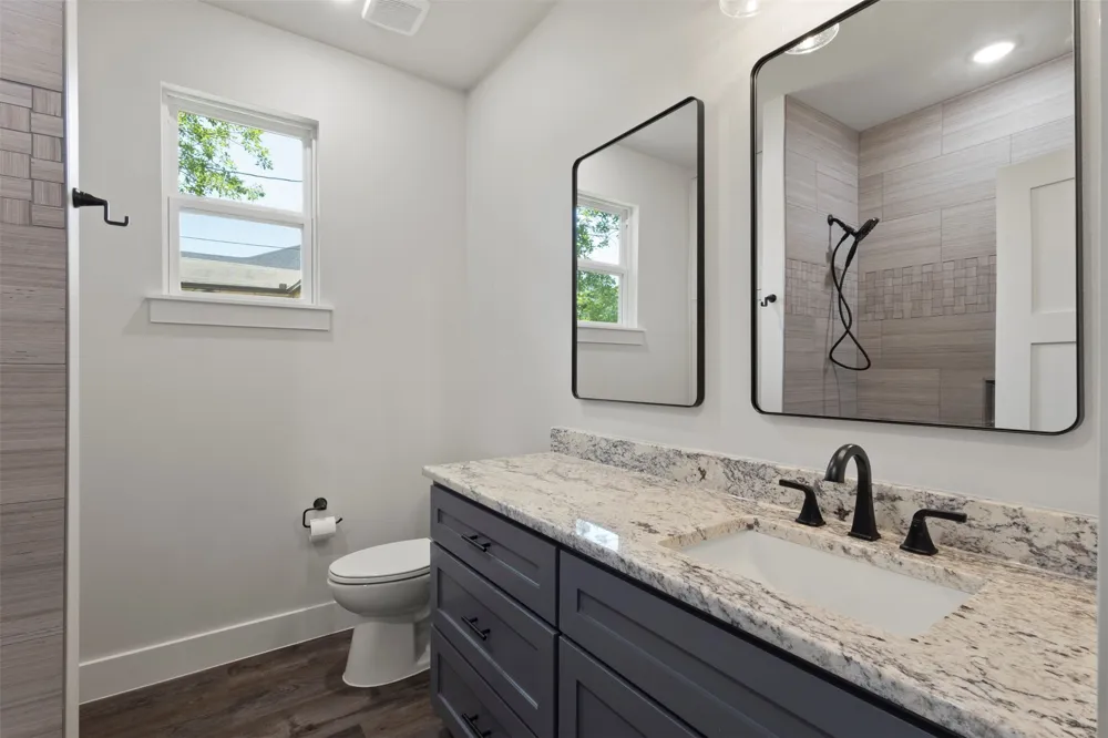 621 Oaklawn Drive River Oaks, TX 76114