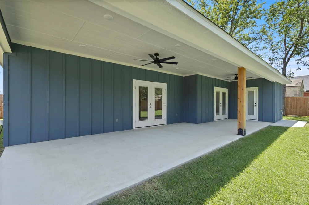 621 Oaklawn Drive River Oaks, TX 76114