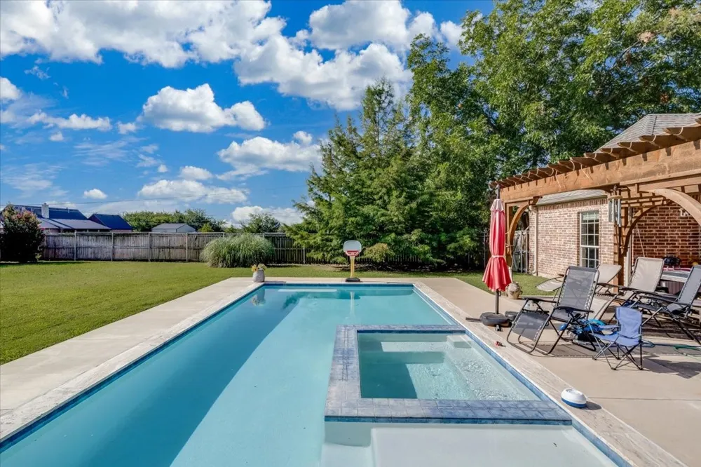 30 Tananger Springs Drive Denison, TX 75021