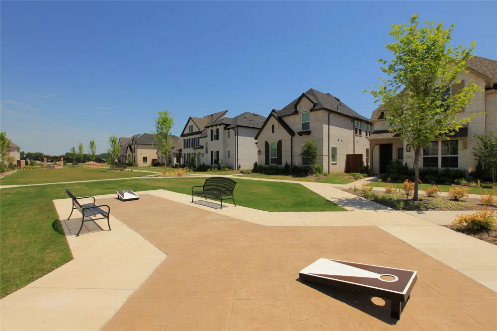 1816 Golden Gate Way Celina, TX 75009