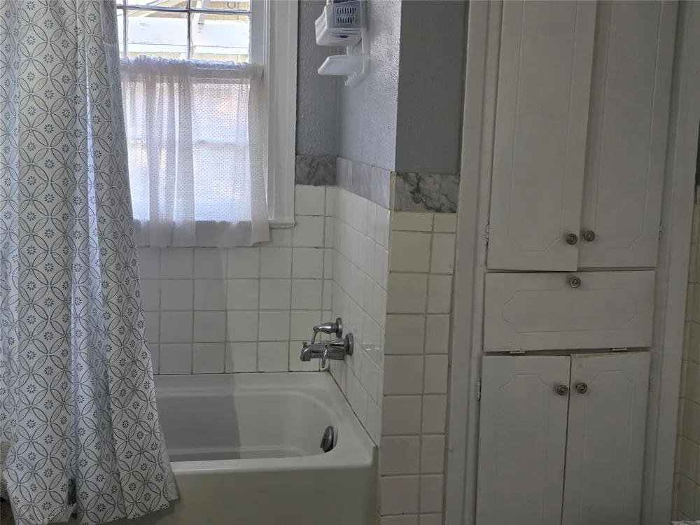 810 Main Winnsboro, TX 75494