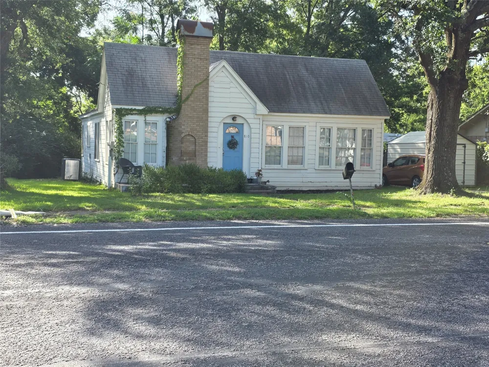 810 Main Winnsboro, TX 75494