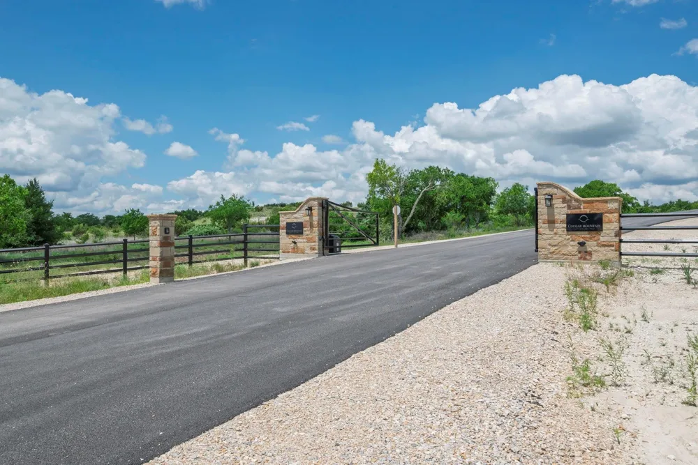 2500 Tom Chaney Granbury, TX 76049