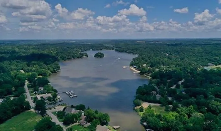 127 Birdie Lane Hideaway, TX 75771