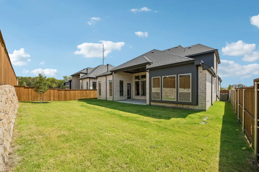 1904 Greenwich Celina, TX 75009