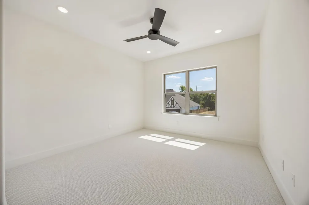 1904 Greenwich Celina, TX 75009