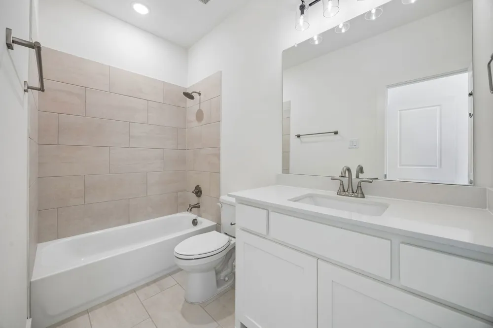 1904 Greenwich Celina, TX 75009