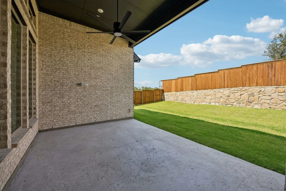 1904 Greenwich Celina, TX 75009